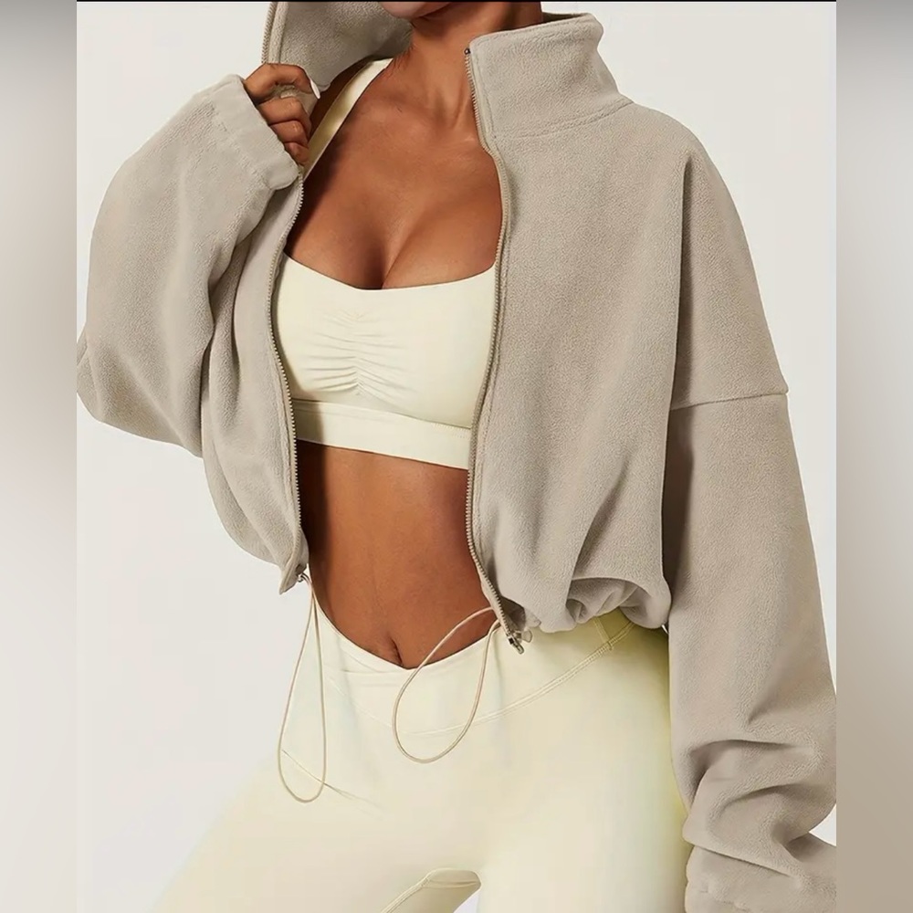 Khaki cropped jacket
